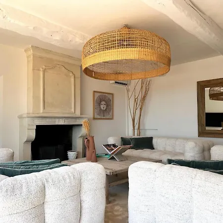 Apartmán Charming, Elegant, Spacious House In Saint-raphael Saint-Raphaël
