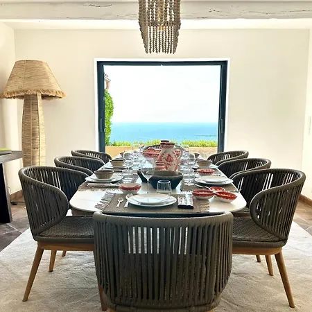Charming, Elegant, Spacious House In Saint-raphael