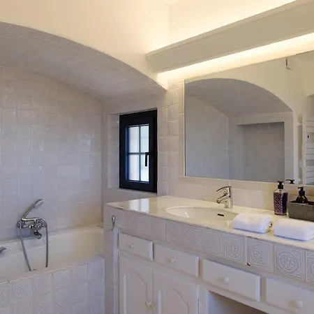Apartmán Charming, Elegant, Spacious House In Saint-raphael *