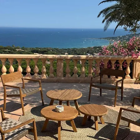 Charming, Elegant, Spacious House In Saint-raphael Apartament Saint-Raphaël